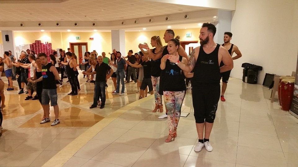 Start of SalsaPeople - Salsa Trail courses