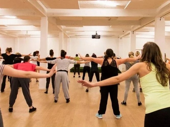 Burlesque fitness Alicante package 5 lessons